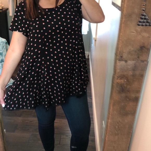 torrid Tops - Torrid plus size 2X hearts blouse with frayed hem